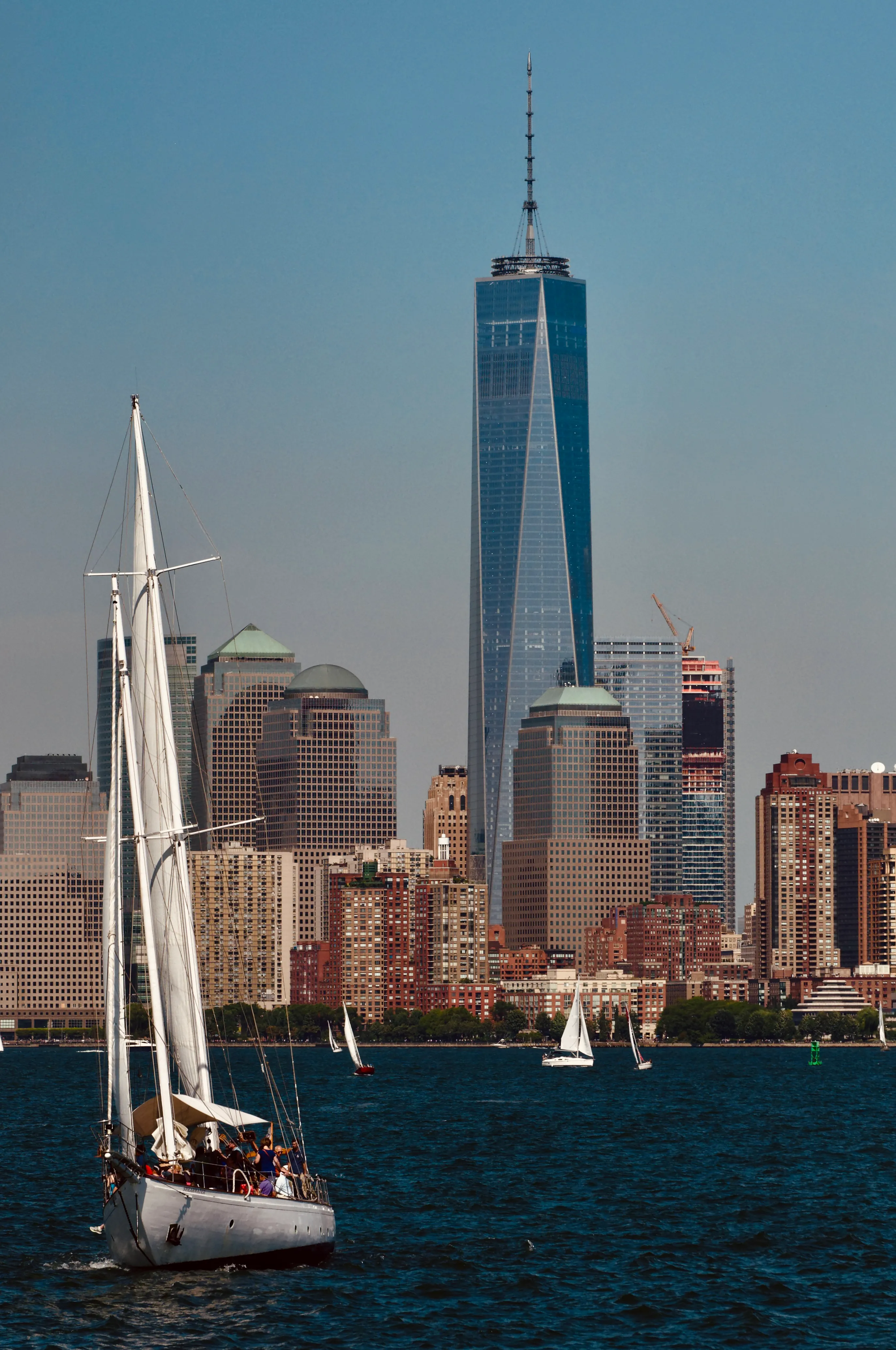 Sailing Past 1 Wtc